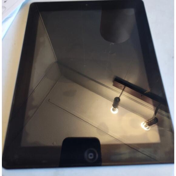 Apple iPad 3 A1416 3RD Generation 16GB WiFi 9.7" Read Description Parts Only - Picture 3 of 8